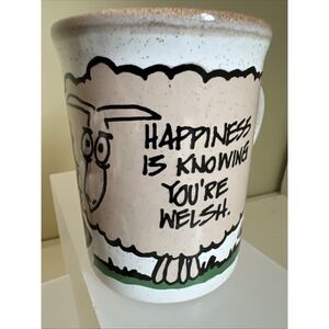 The Welsh Beaker Co."I Love Wales" Mug "Happiness is Knowing You are Welsh" Gren
